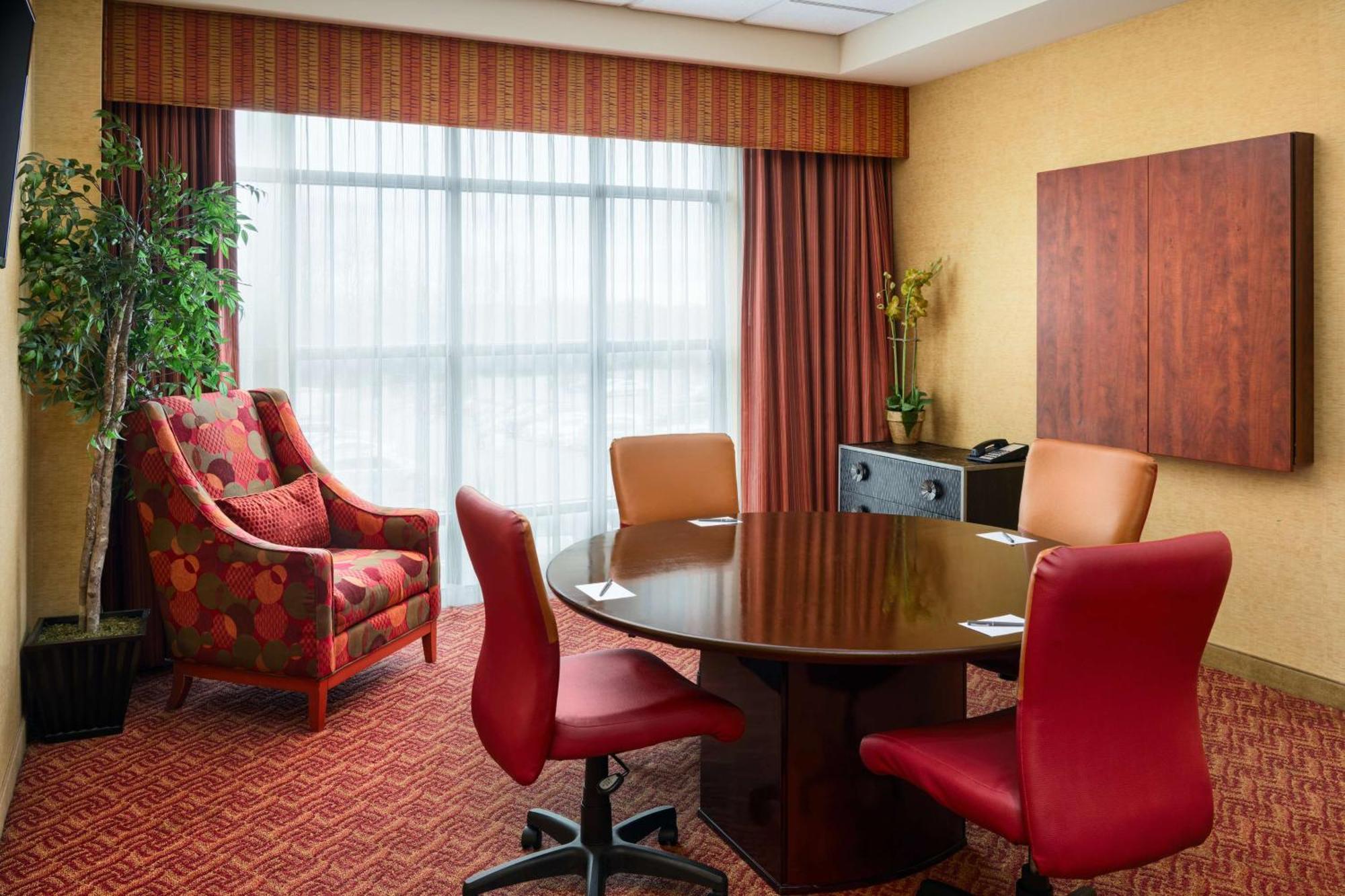 Embassy Suites By Hilton Charlotte Concord Golf Resort & Spa Exterior foto